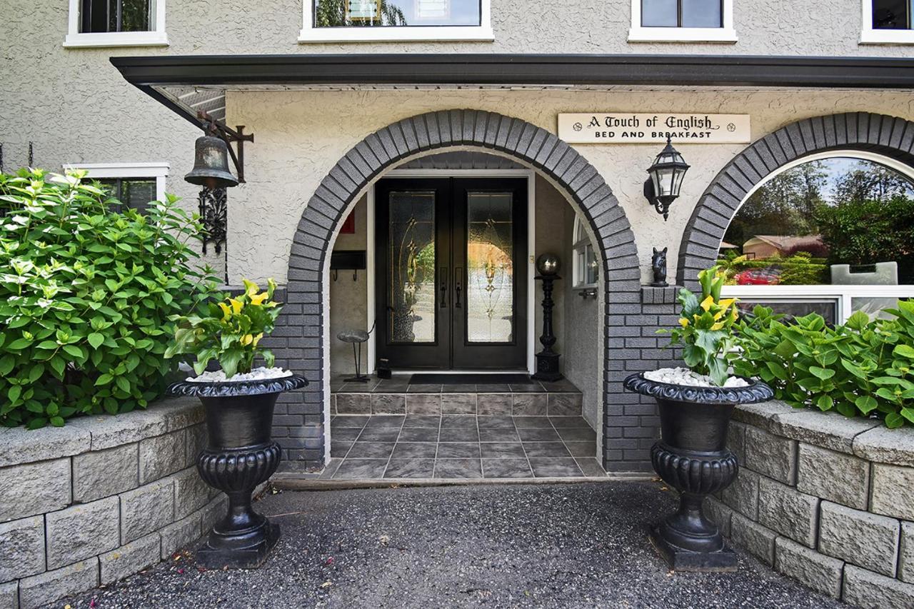 A Touch Of English B&B Kelowna Exteriör bild